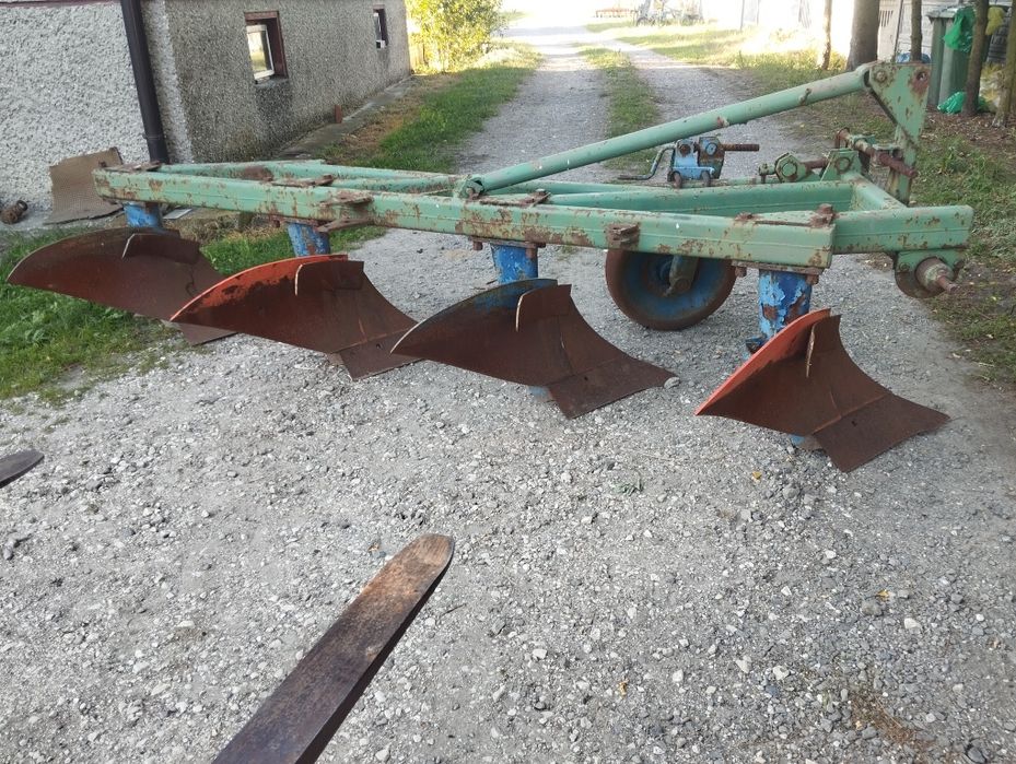Sprzedam pług 4,5 skibowy