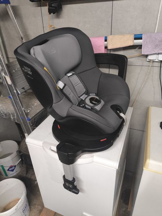 Fotelik obrotowy Britax