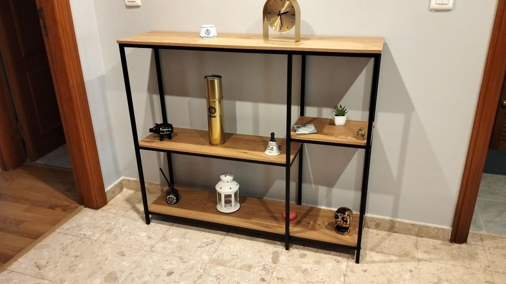 Móvel de entrada, como novo