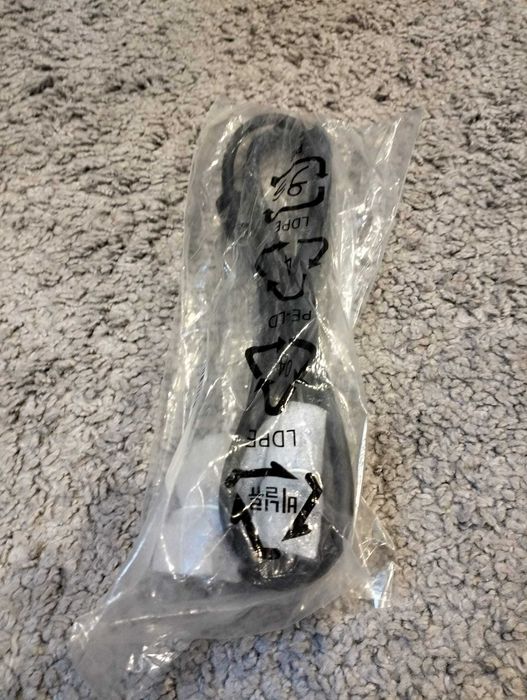 Kabel VGA m/f 1,8 metra czarny nowy