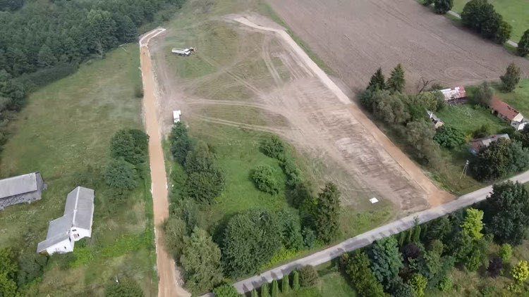 Działka blisko lasu i rzeki Wkra z planem miejscowym - jednorodzinna