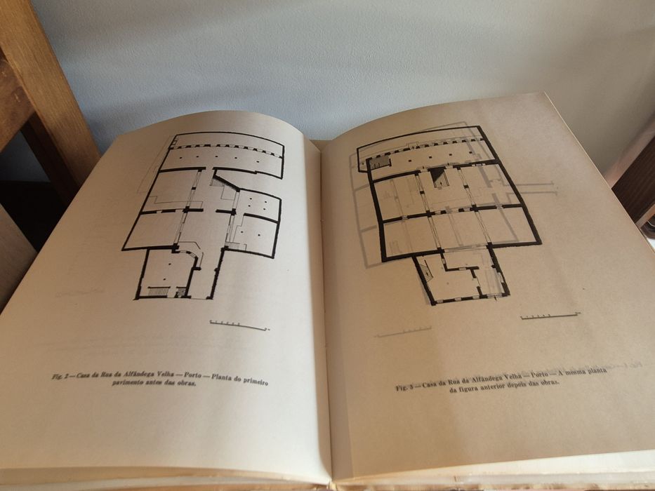 10 Boletins Monumentos Nacionais - Direção Geral