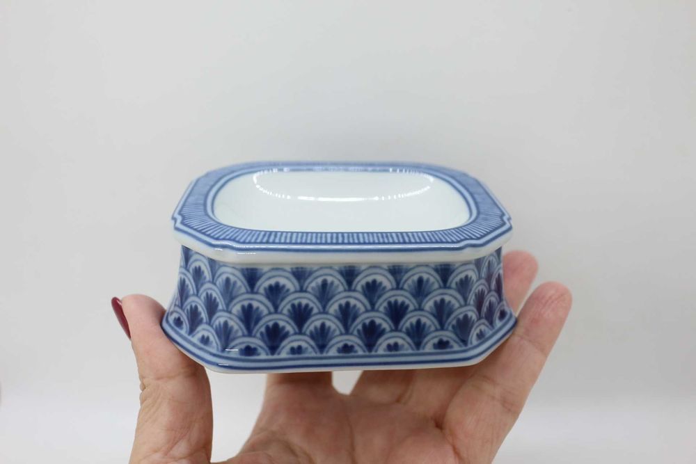 Saleiro Pétalas Imbricadas Vista Alegre 1992