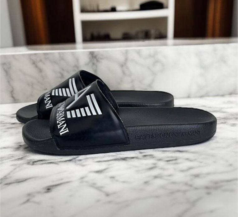 шльопанці Emporio Armani