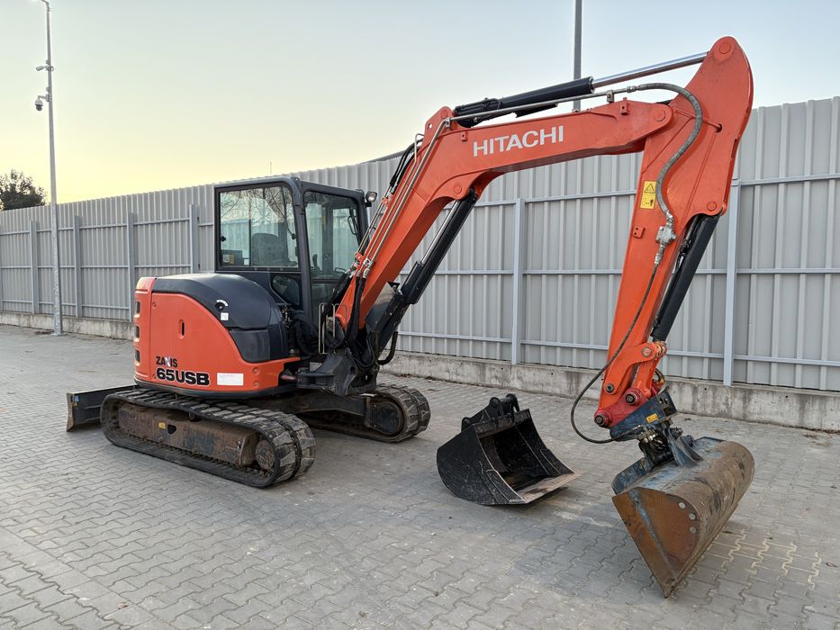 Hitachi zx65 usb wacker neuson et65 komatsu pc55 cat 305