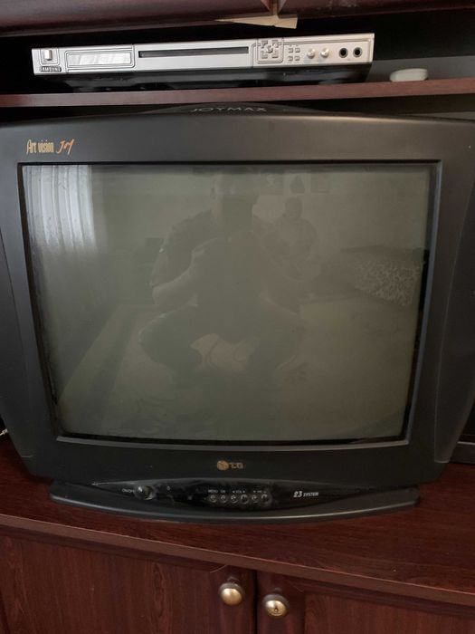 Телевізор в робочому стані LG,DVD Samsung