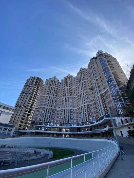 Продаж 4к квартири Богдана Хмельницького 58а