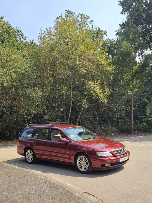 Opel Omega B Caravan 3.0 V6 – Caixa Manual & RWD (Edition 2000)