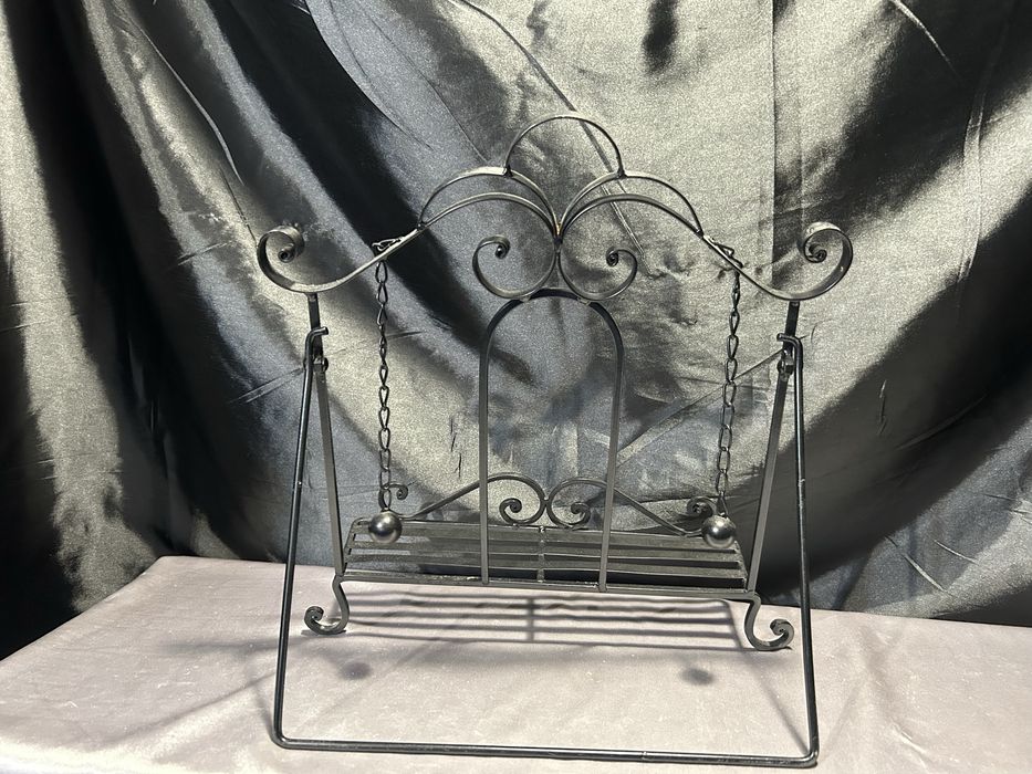 Stojak na Książkę Czarny, Kuty, Rozkładany z Kulami na Łańcuszku