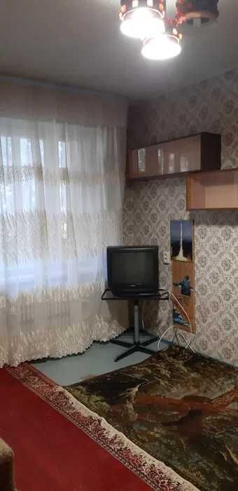 Здам 1кімнатну квартиру біля Дафі в живому стані за 8000 грн