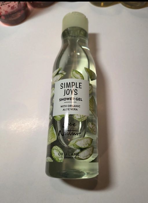 Żel pod prysznic Simple Joys Love Nature ,