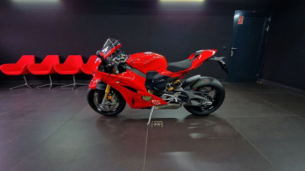 Ducati Panigale V4S