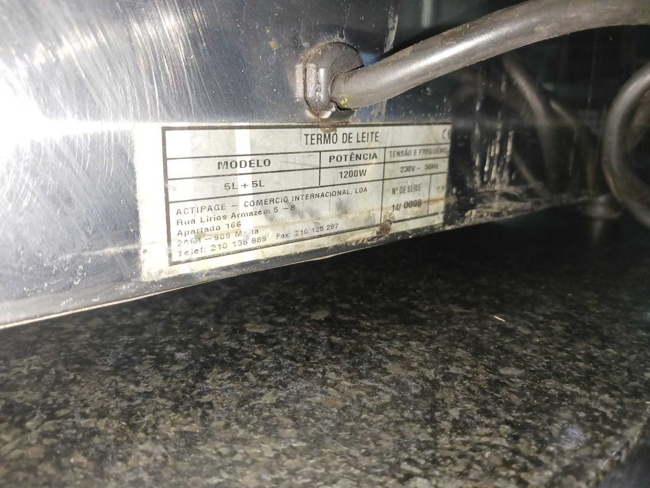 ACM1488 - Termo de Leite Duplo 5+5L - Usado