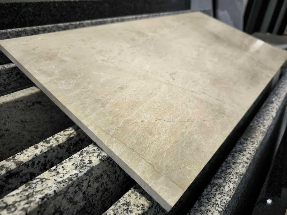 Płytki Marmur Lilia Polerowane