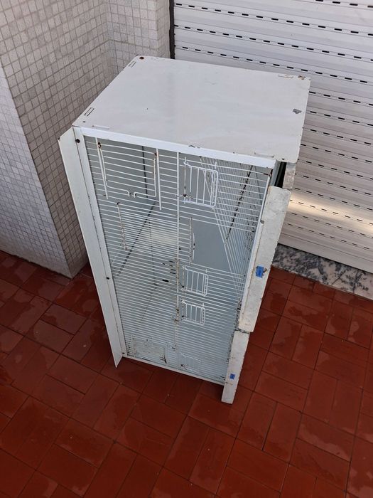 Gaiola para desocupar