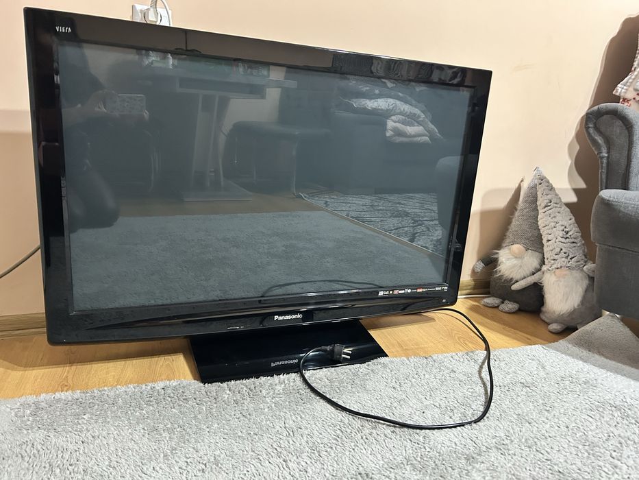 Telewizor Panasonic Viera 42” z pilotem sprawny
