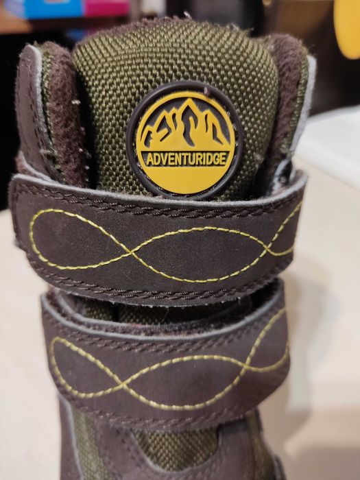 Сапожки 27 размер(детские).Очень теплые.Идеальное состояние!!!Киев.