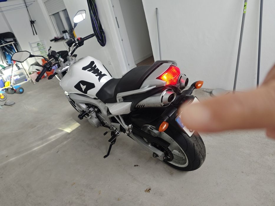 Vendo Yamaha FZ6N 2004 a mais nova