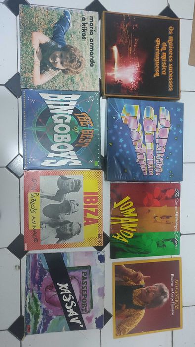 32 Discos LP Música Portuguesa e Estrangeira