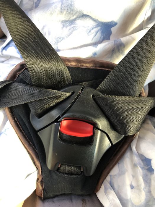 Cadeira Auto Bebe Confort, 9-18kg, em bom estado.