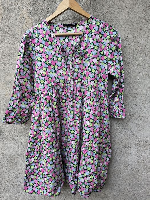 sukienka damska z falbankami rozm S