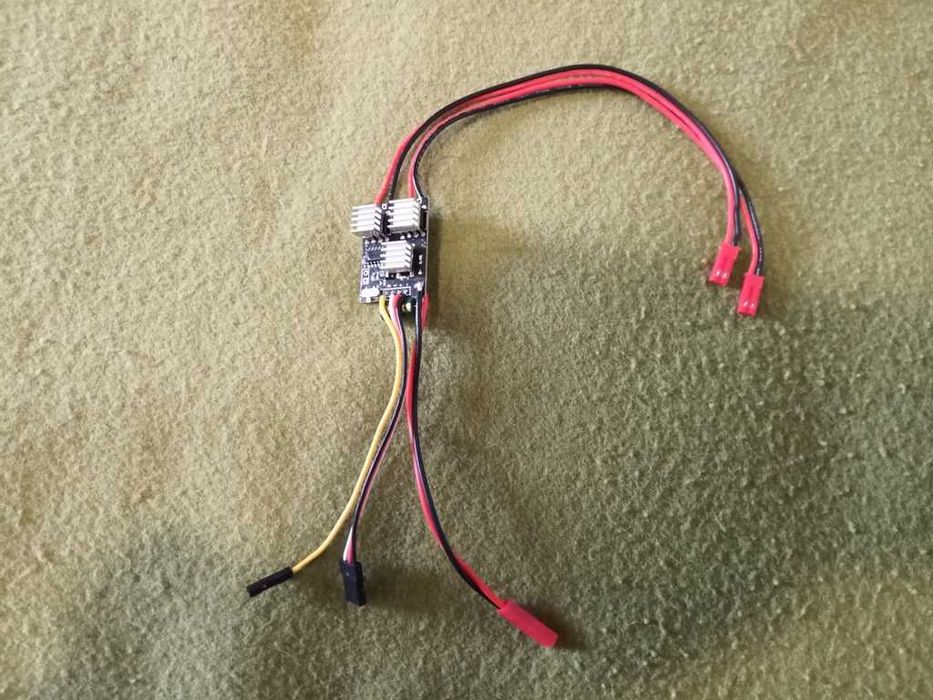 RC "Tank Chassis" com motores e  ESC