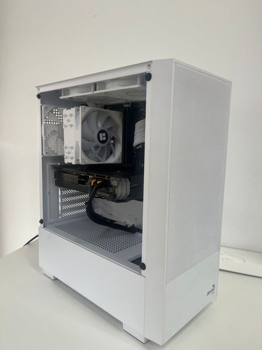 Pc Gaming i5/16gbDDR4/RX6600XT