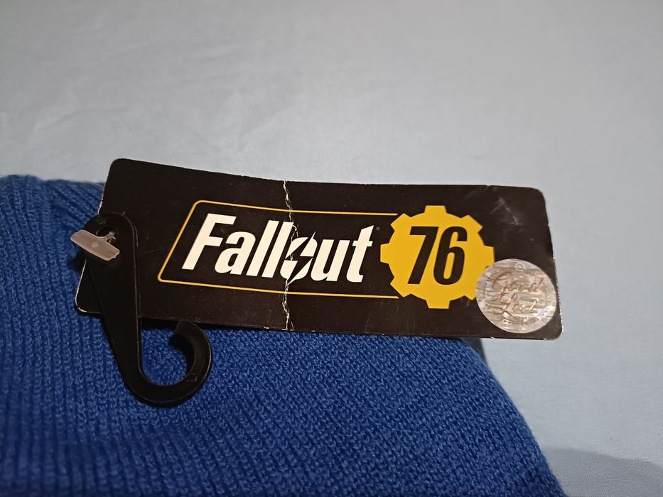 Niebieska czapka Fallout 76