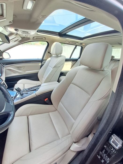 BMW 520d Preta como nova