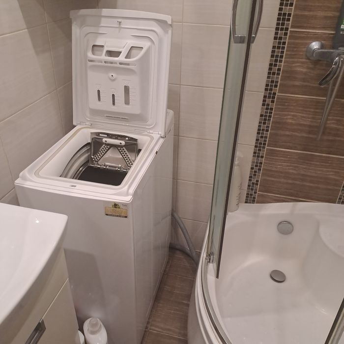 Pralka whirlpool z górnym wsadem