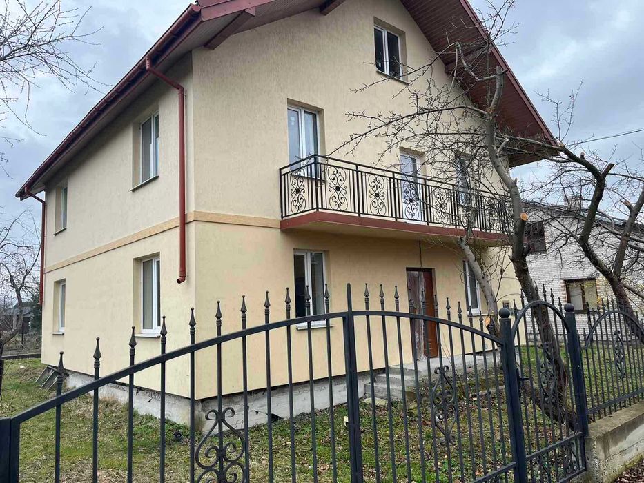 Продаж будинку в с.Підрясне