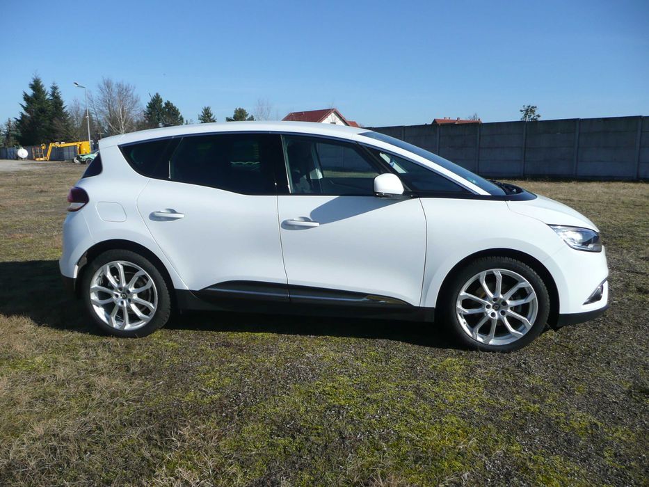 Renault Scenic 1.2 Tce 2017 rok 115 KM