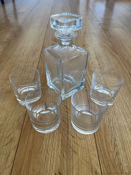 Conjunto whisky Atlantis garrafa e 4 copos NOVO