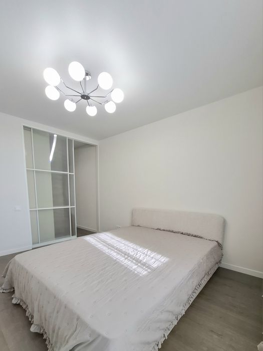 Без%. 2 кім. квартири Повітряних Сил 56