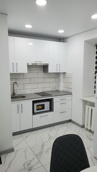 Квартира Словʼянськ центр подобово Люкс