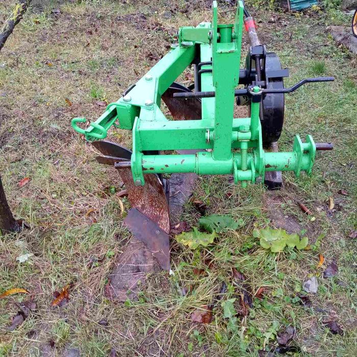 Продам плуг 2*25