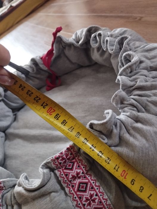 Лежанка для собак і котів