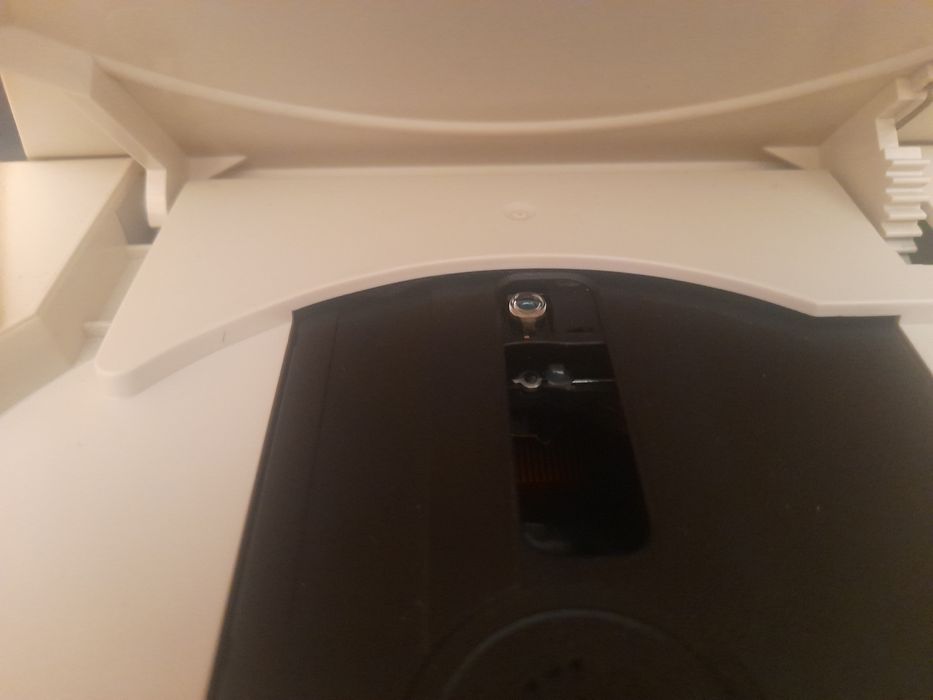 Dreamcast japonesa (60Hz) c/ fonte RetroPSU externa (europeia)