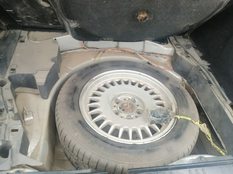 Продам бмв е39 туринг