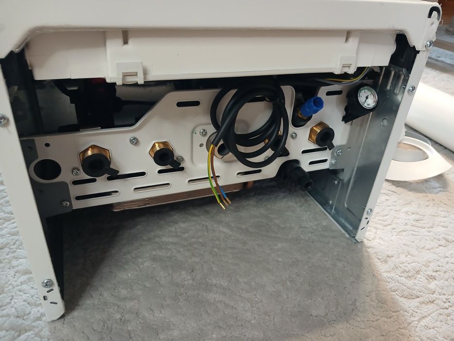 Котел газовий турбований ARISTON HS X 24 FF