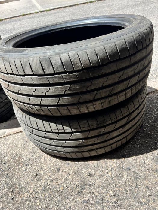 225/45/19 Hankook 2 pneus