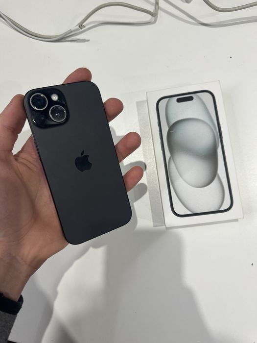 iPhone 15 128GB – idealny stan, 85% baterii, faktura, pełen zestaw