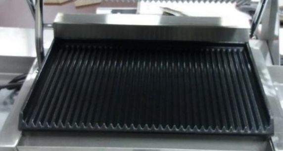 Гриль контактний прижимний Hurakan HKN-PE34R