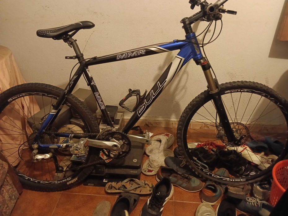 Bicicleta de montanha marca mmr bull em excelente estado de funcionamento