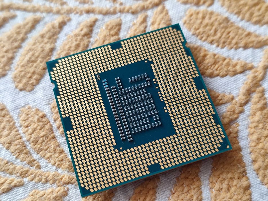 i3-3220 3.30GHz CPU Processador LGA 1155