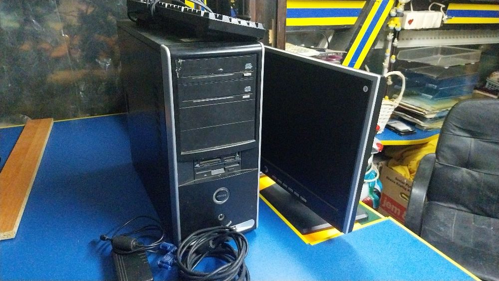 Sprzedam kompletny komputer