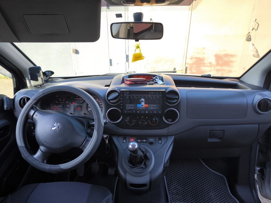 Продам власний автомобіль, в чудовому стані.
