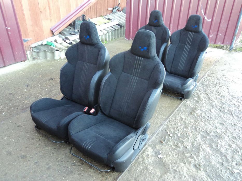 Renault Рено Меган 4 GT рекаро ковші шкіра алькантара сидіння мерс vw