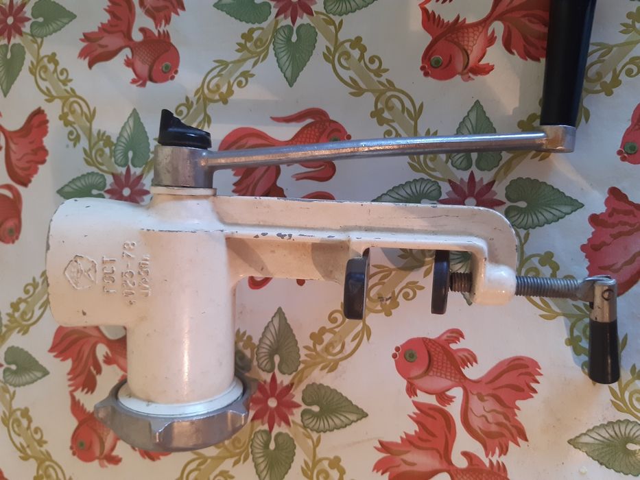 Антиквариат мясорубка