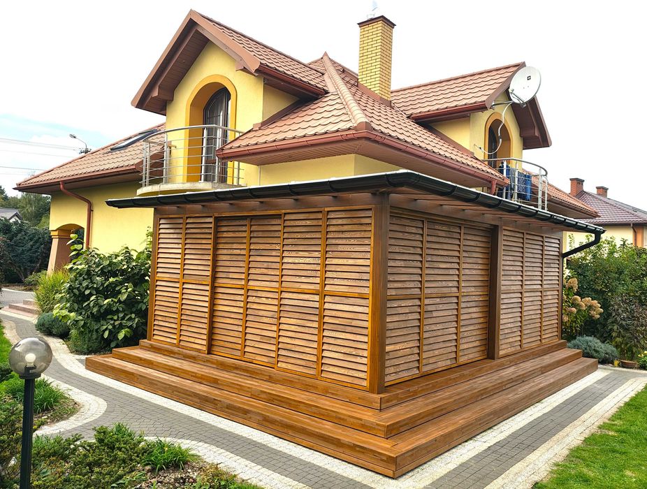 Ruchome deseczki shuttersy żaluzje drewniane klejone na taras pergolę